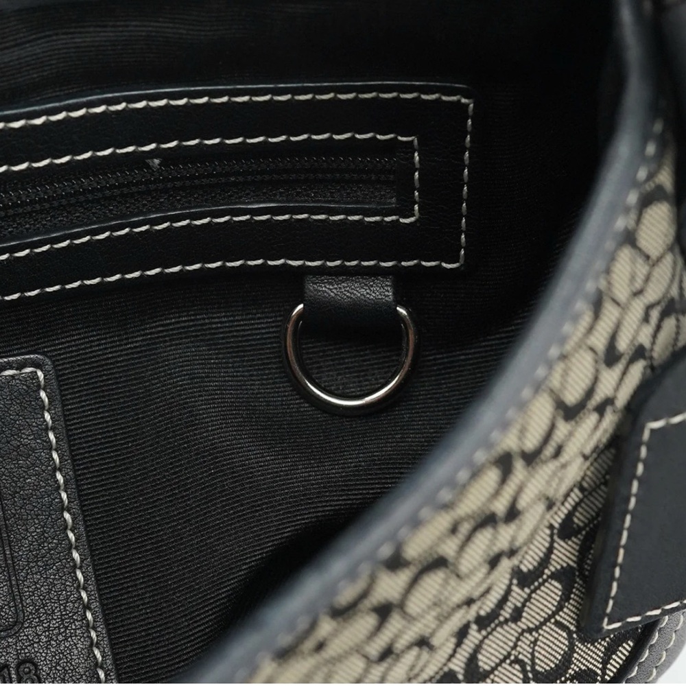 COACH Y2K, VINTAGE SOHO BAG with a black signature canvas and black leather trim - Picture 14 of 14